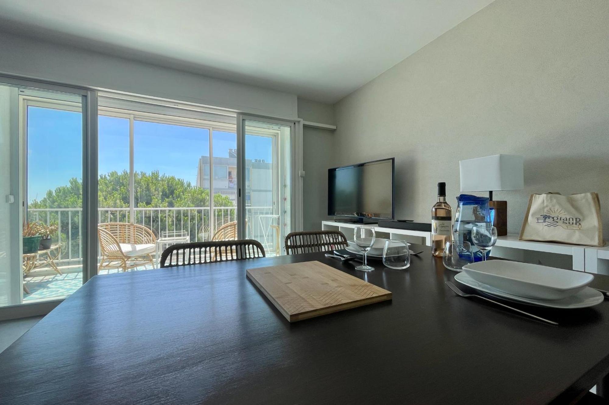 Le Neptune Appartement T2 Tout Confort Au Calme Et A Deux Pas De La Plage Le Grau-du-Roi Bagian luar foto